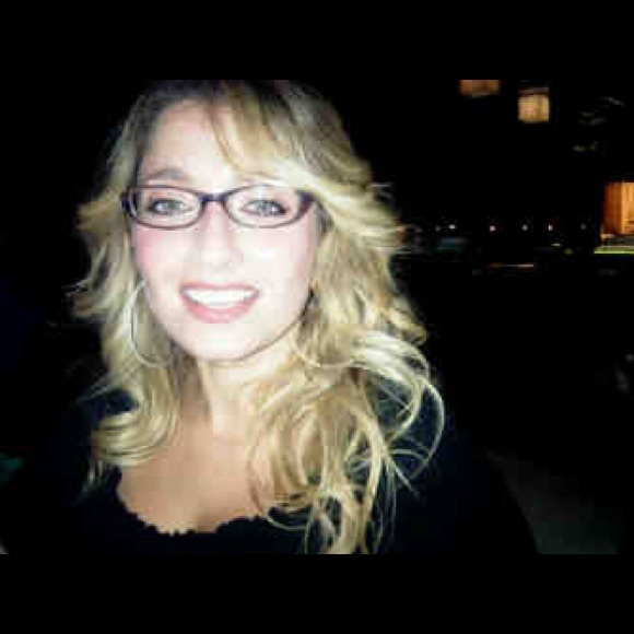 Meet your Posher, Lily - Picture 1 of 1